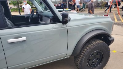 Bronco 15.jpg