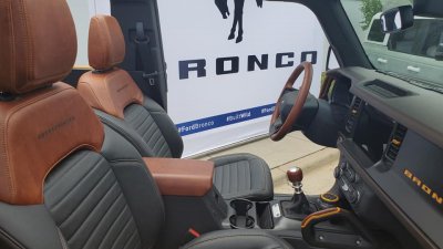 Bronco 2.jpg
