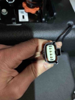 four hole plug.jpeg