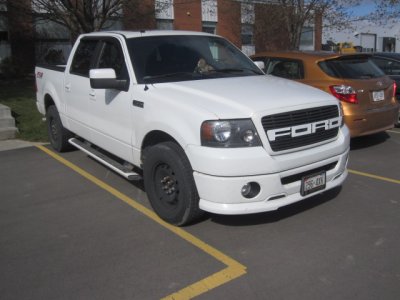 toms truck 003.jpg