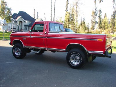 Red Truck pics for SnapOn (14).jpg